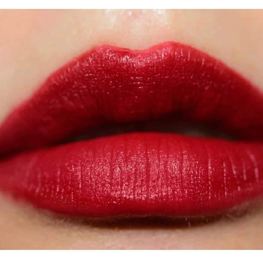 🧚‍♀️FASHION, SWEETIE Mac Cosmetics DISCONT Powder Kiss Lip NWT